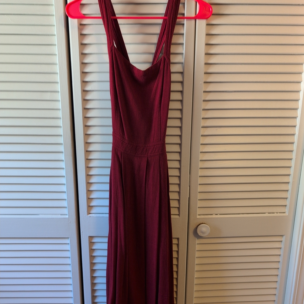 Women’s Sleeveless Maroon Maxi Dress